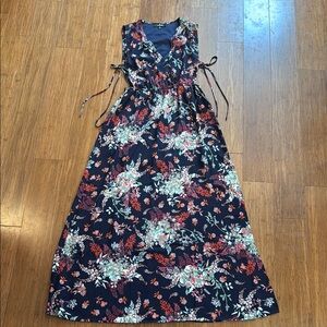 Lulu's Navy Floral Maxi Dress